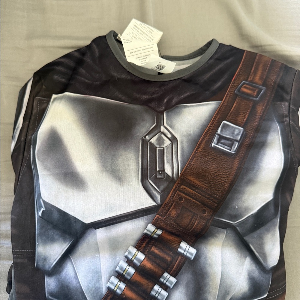 Mando costume from The Mandalorian